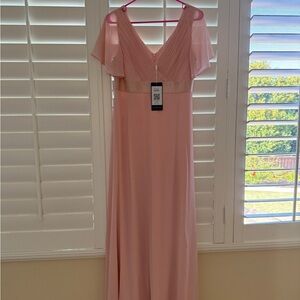 🌸 Light Pink Maternity Maxi Dress – NWT 🌸